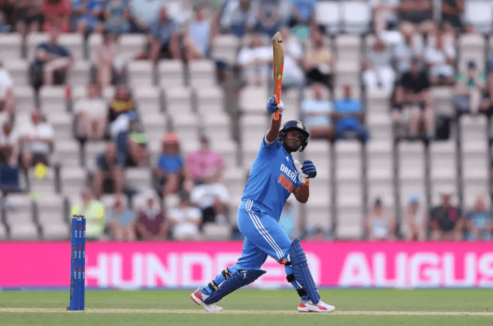 Deepthi Sharma’s Stunning One-Handed Six Goes Viral, Credits Rishabh Pant for the Shot